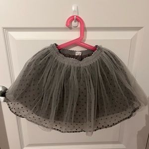 Holiday🎊 NWOT Layered Ballerina Skirt, gray fabric with polka dots